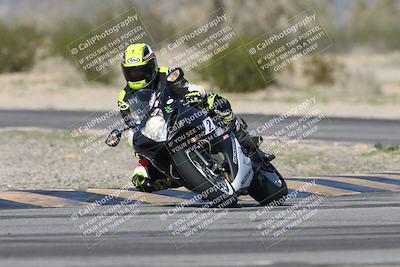 media/Jan-15-2026-Racers Edge (Thu) [[dfebeb70ab]]/3-B Group/Session 4 (Turn 5)/